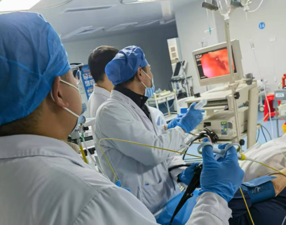 生死竞速！宁远县中医医院急诊消化内镜下精确止血挽救生命